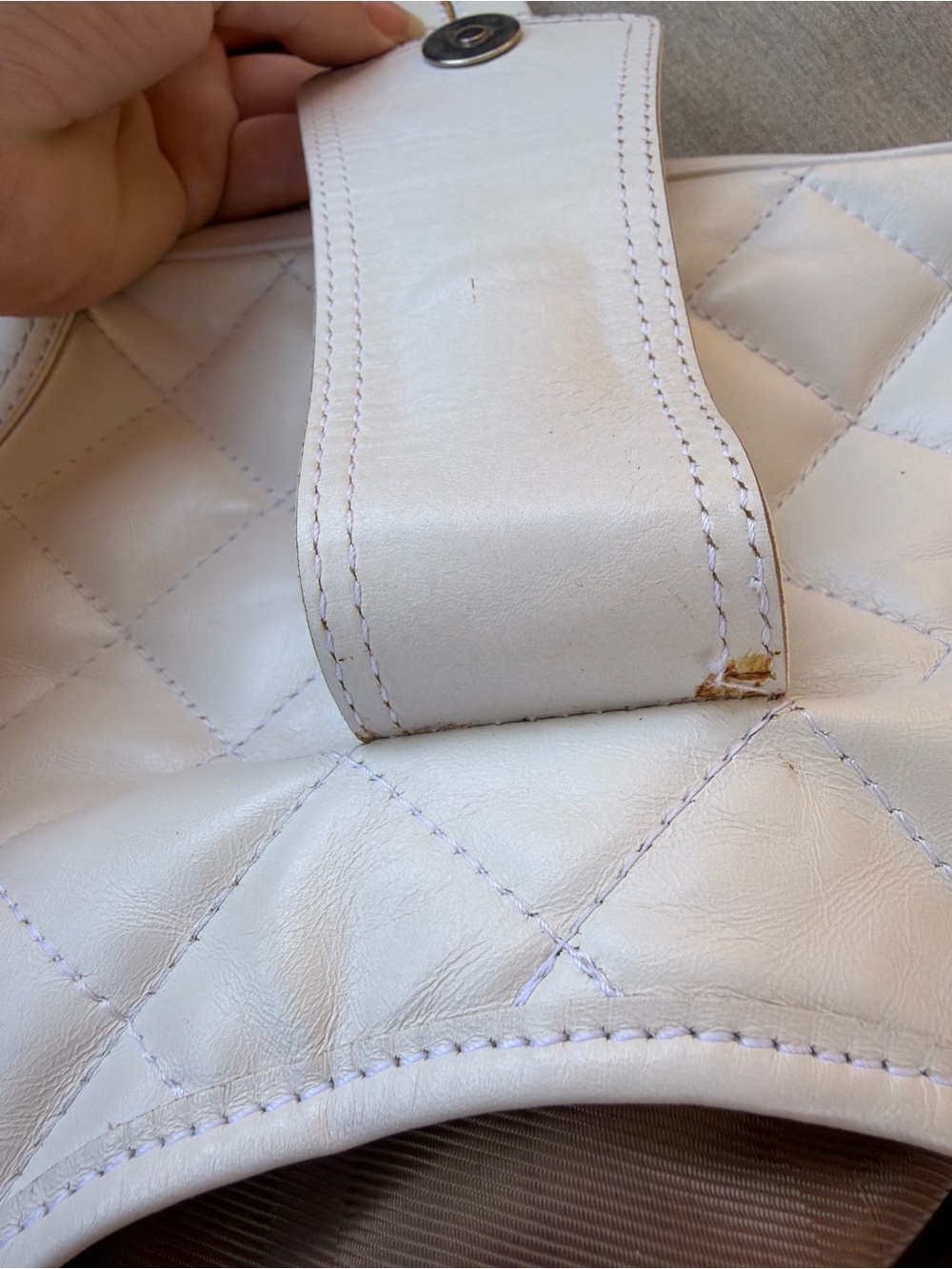 Burberry White Quilted hobo Shoulder Bag with Silver Hardware*Read Description - Picture 10 of 16